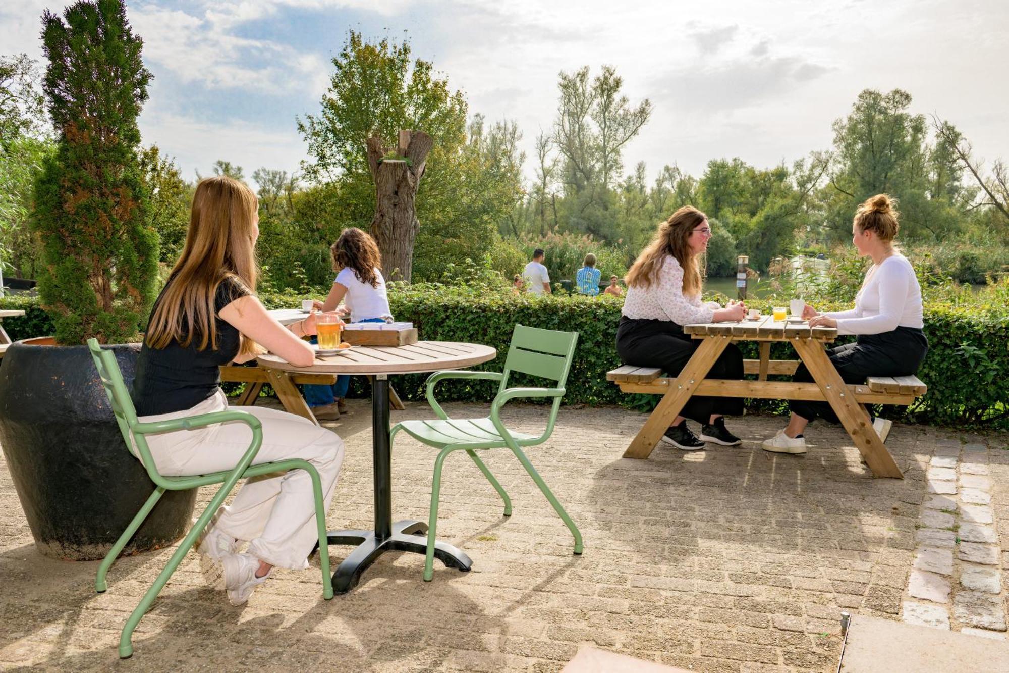 Stayokay Hostel Dordrecht - Nationaal Park De Biesbosch Ngoại thất bức ảnh